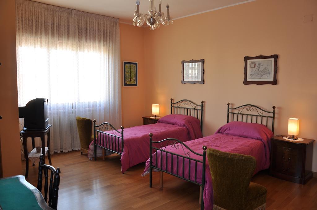 Giangurgolo B&B Rende Rom bilde
